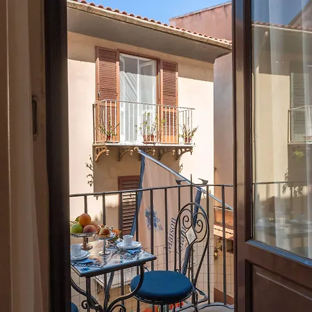 Pensjonat Maison Tofani 4*