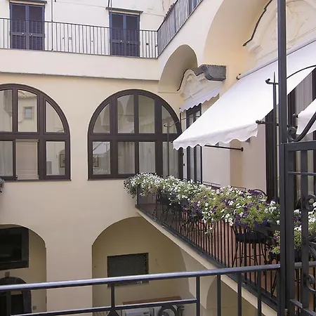 Maison Tofani سورينتو
